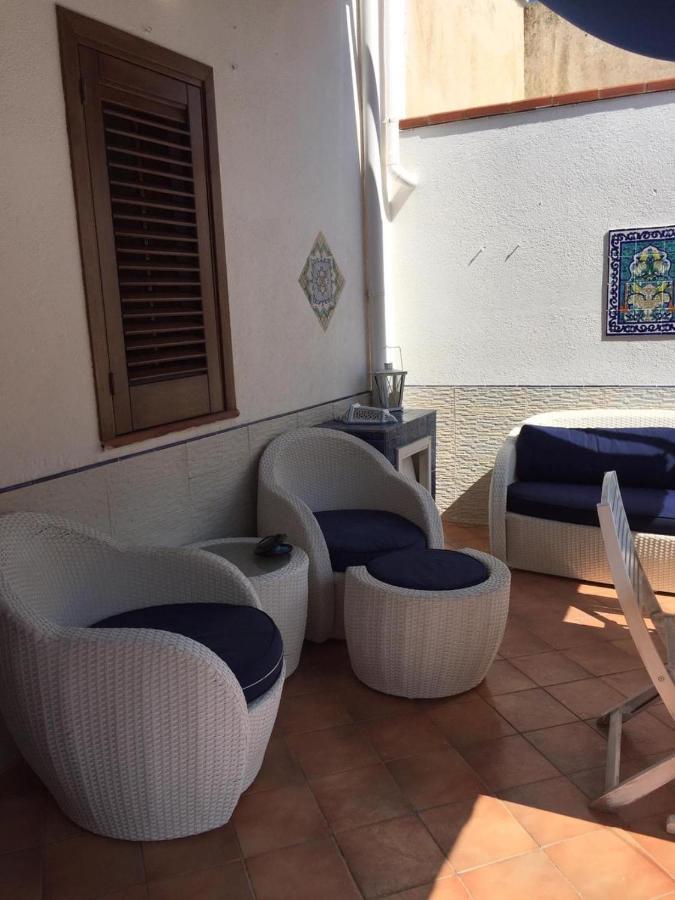 Apartment With Terraces And Private Jacuzzi - San Vito 400M From Beach San Vito Lo Capo Exterior photo