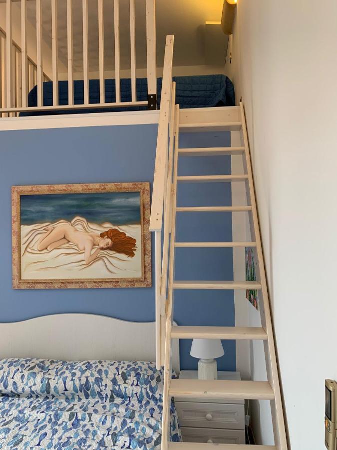 Apartment With Terraces And Private Jacuzzi - San Vito 400M From Beach San Vito Lo Capo Exterior photo